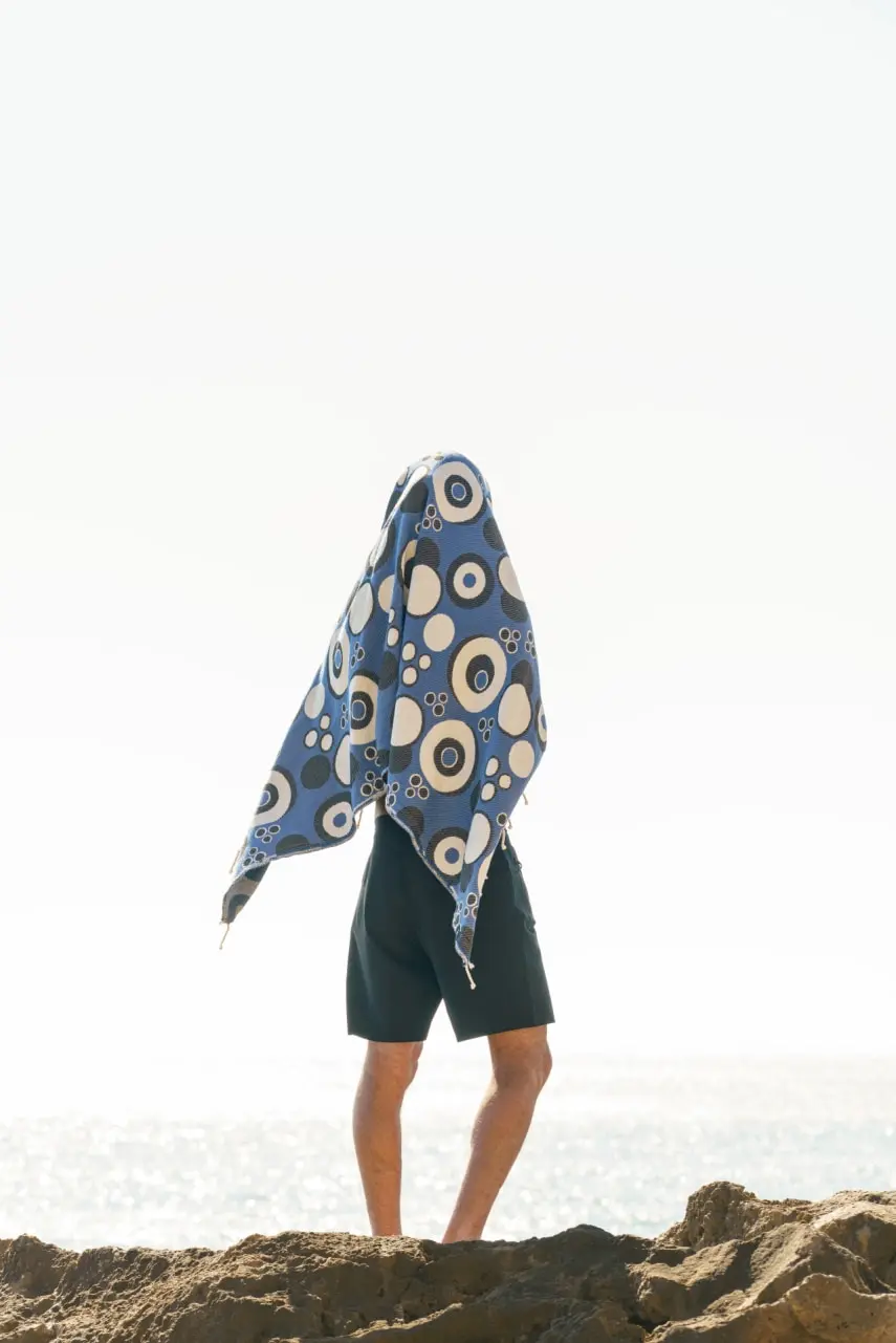 Futah - Vortex Blue & Black Beach Towel (5)