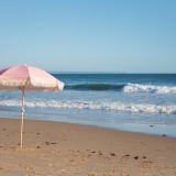 TIDE CORAL_BEACH-UMBRELLA_5600373068161_OPEN1_min