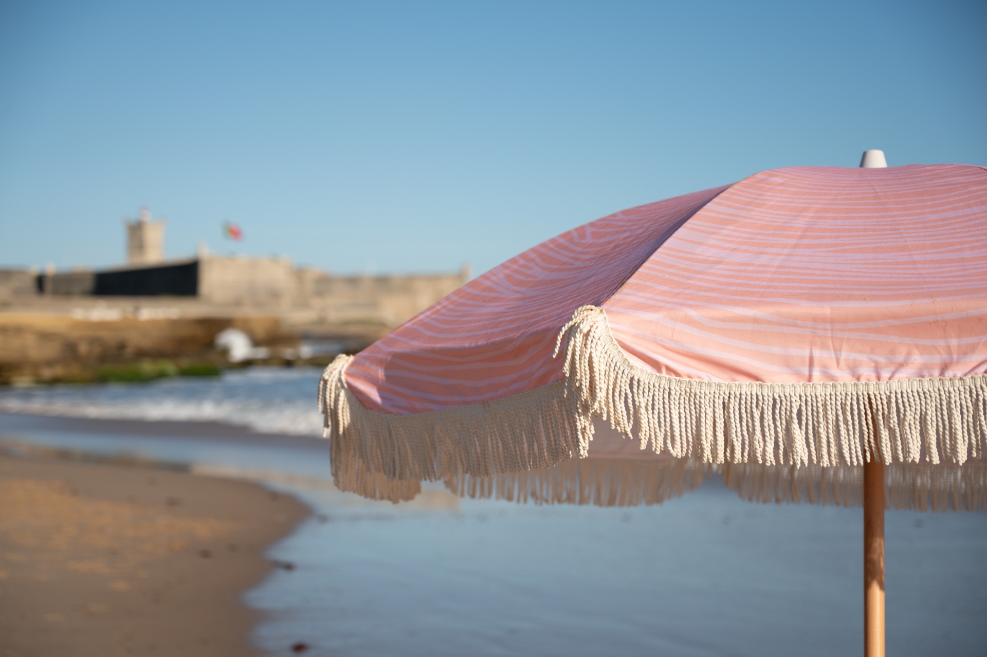 Futah - Tide Coral Beach Umbrella (5)