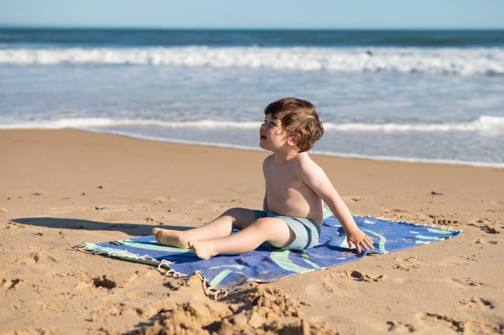 ALGAE KIDS_BLUE_BEACH TOWEL_5600373067454_FRONT