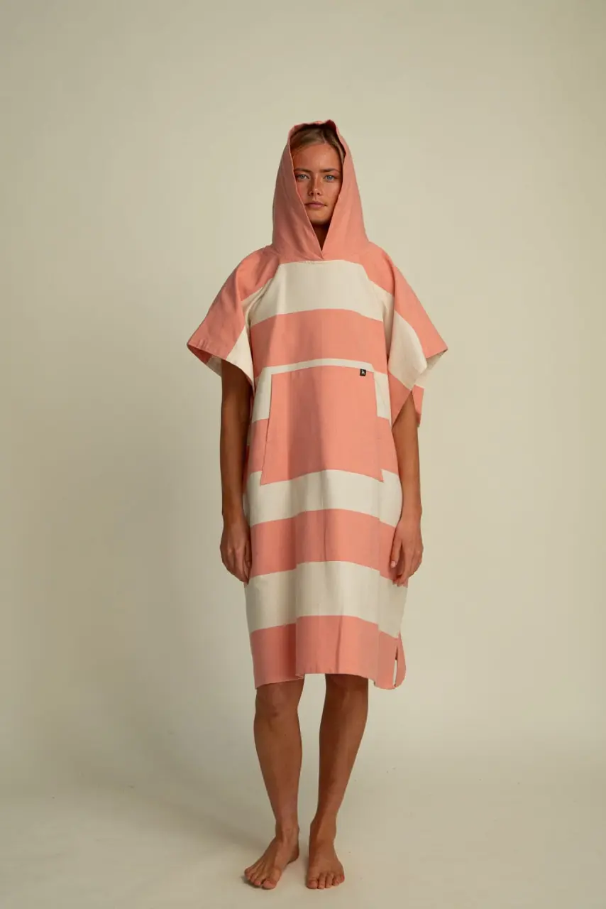 Futah - Bedu Coral Poncho  (3)