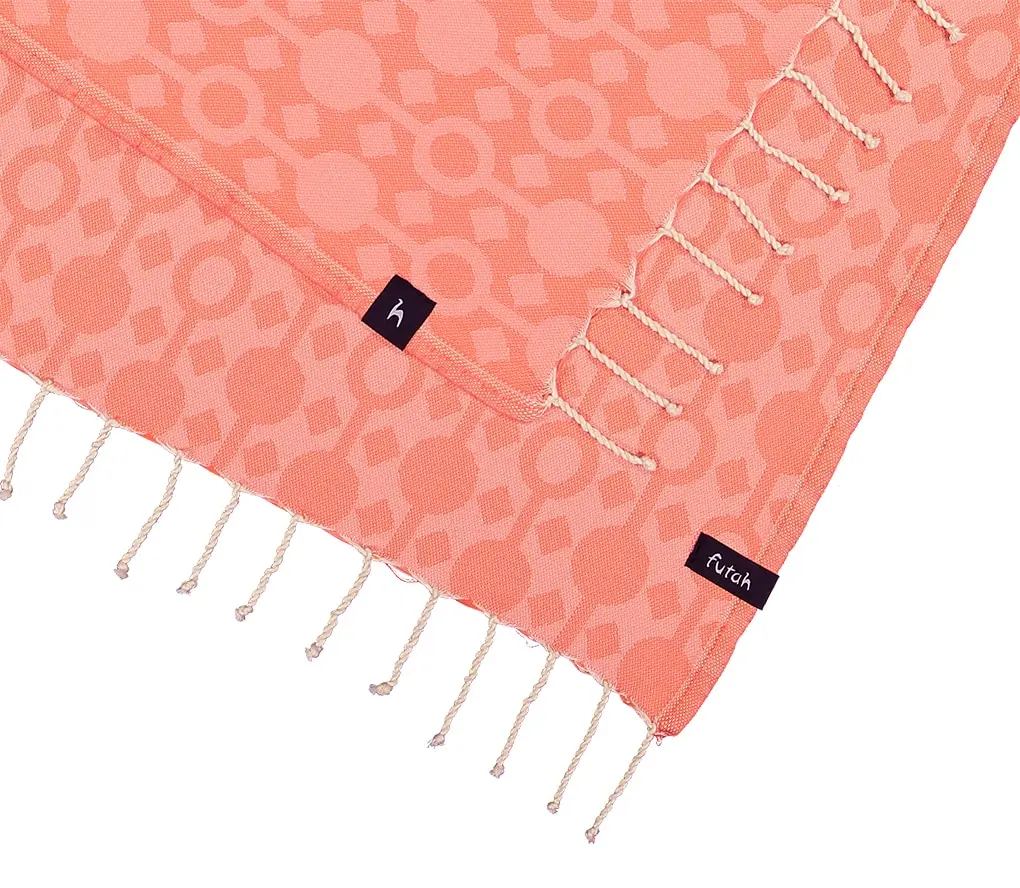 Futah - Amazónica Coral Beach Towel (3)