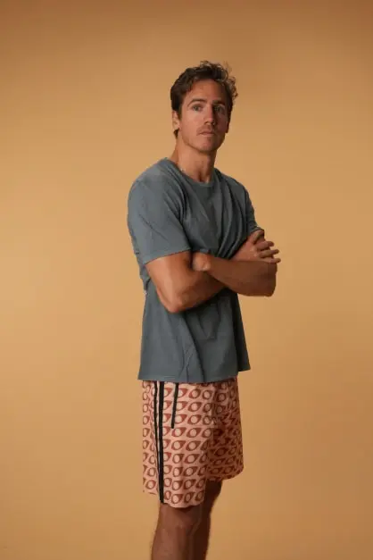 T-Shirt Algodão Orgânico Cinza Mineral - Praia (2)