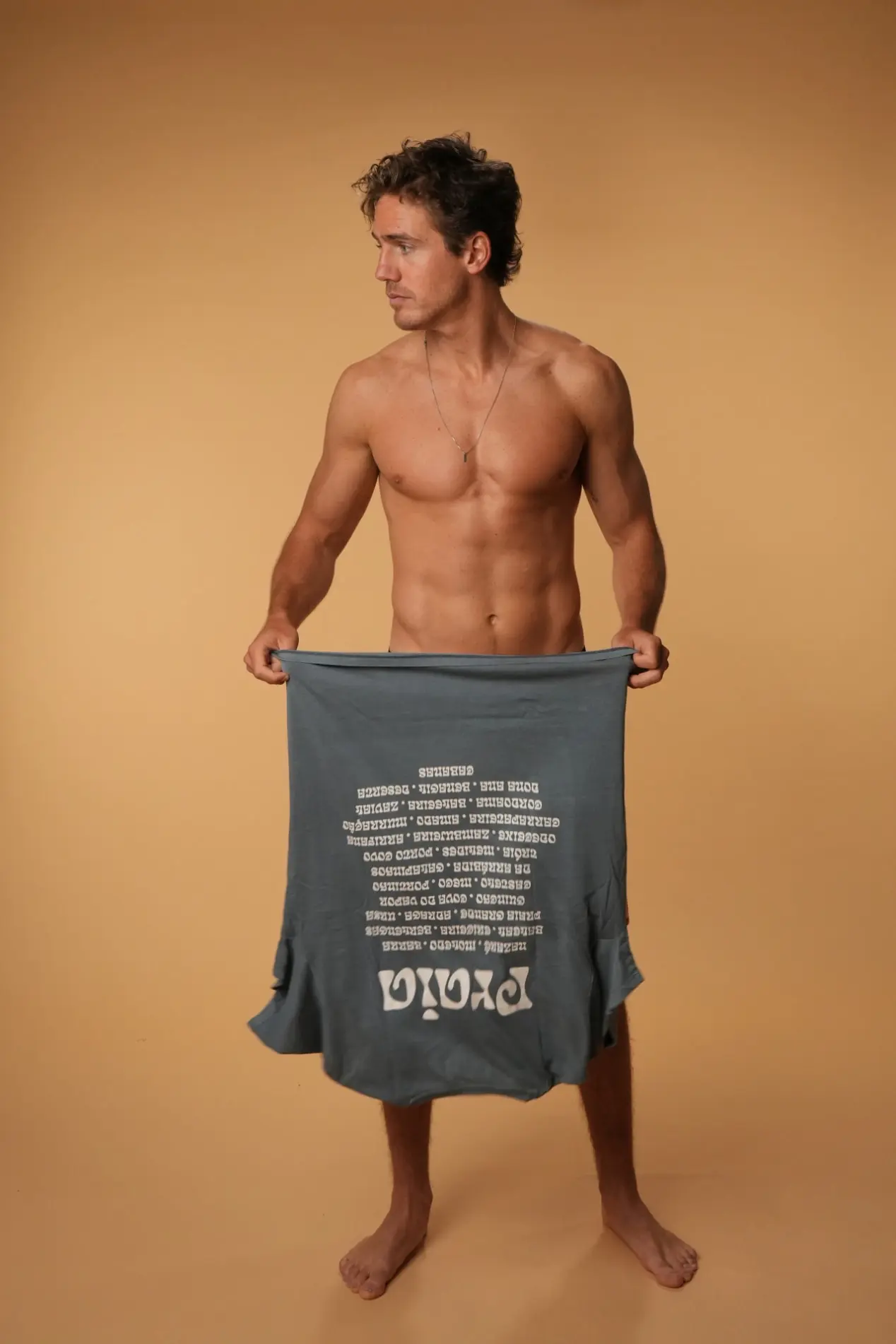 Futah - T-Shirt Algodão Orgânico Cinza Mineral - Praia (3)