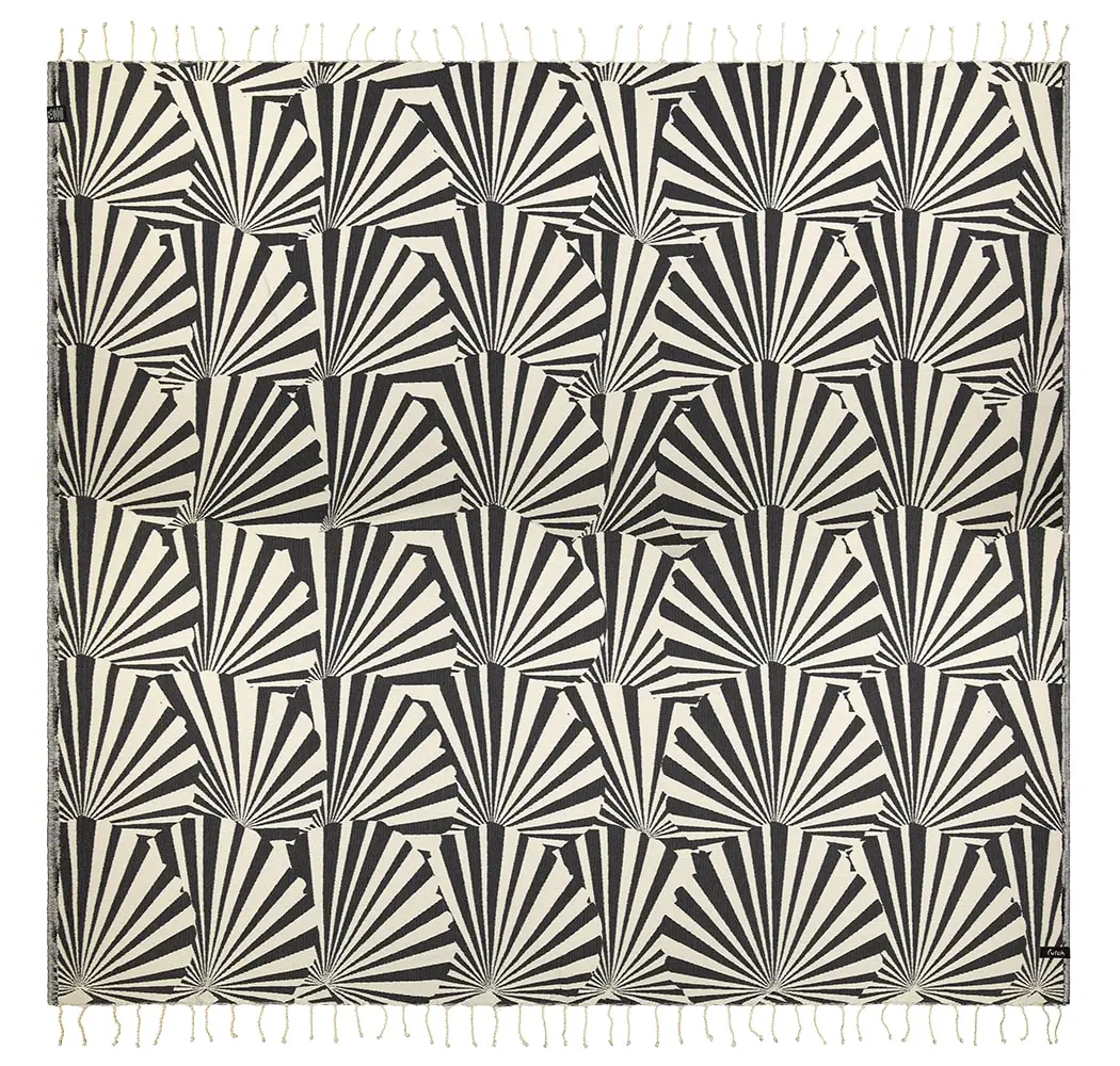 Futah - Taiga Preta Toalha Grande (1)