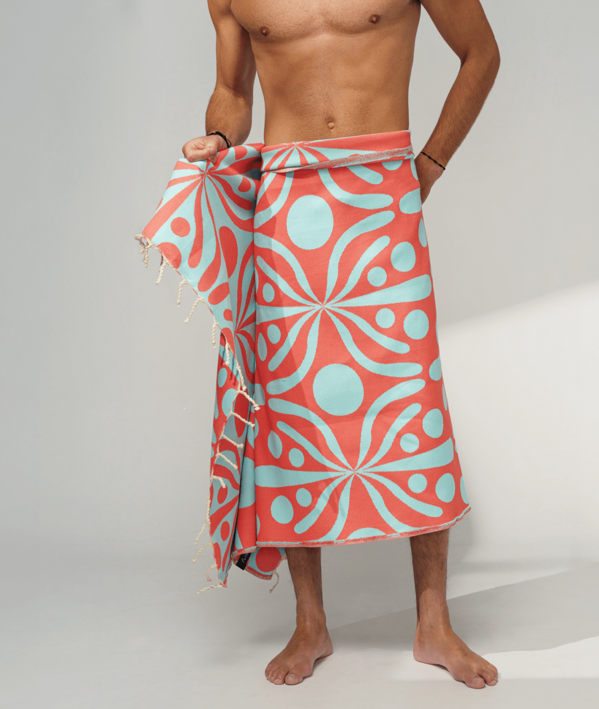 Futah - Flora Aquatic & Coral Beach Towel (1)