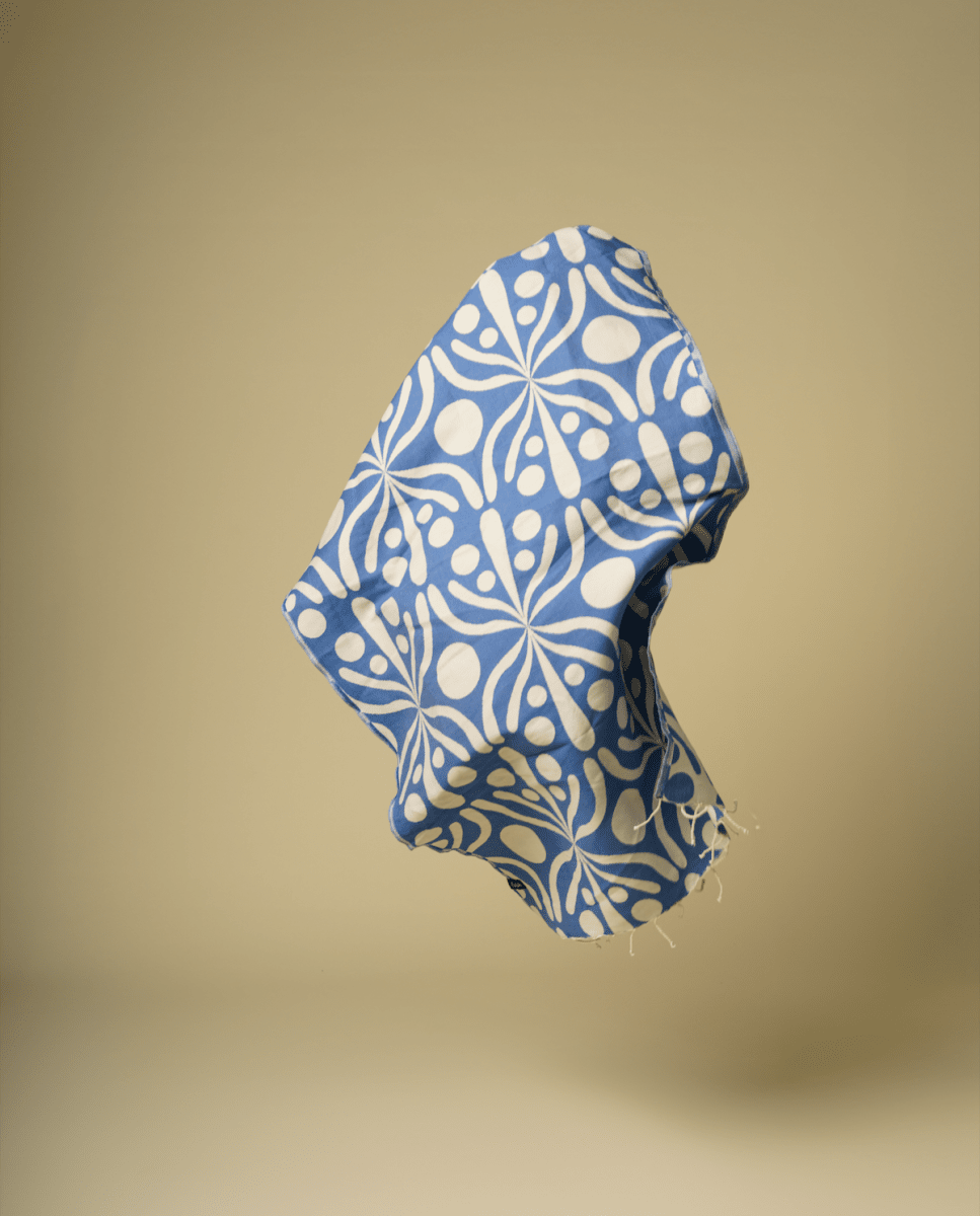 Futah - Flora Blue & White Beach Towel (1)