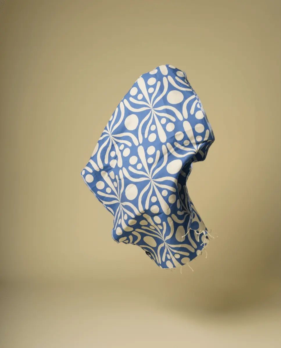 Futah - Flora Blue & White Beach Towel (1)