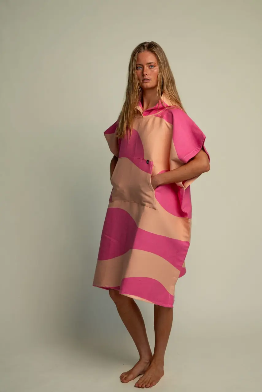 Futah - Aether Pink Adult Poncho (2)