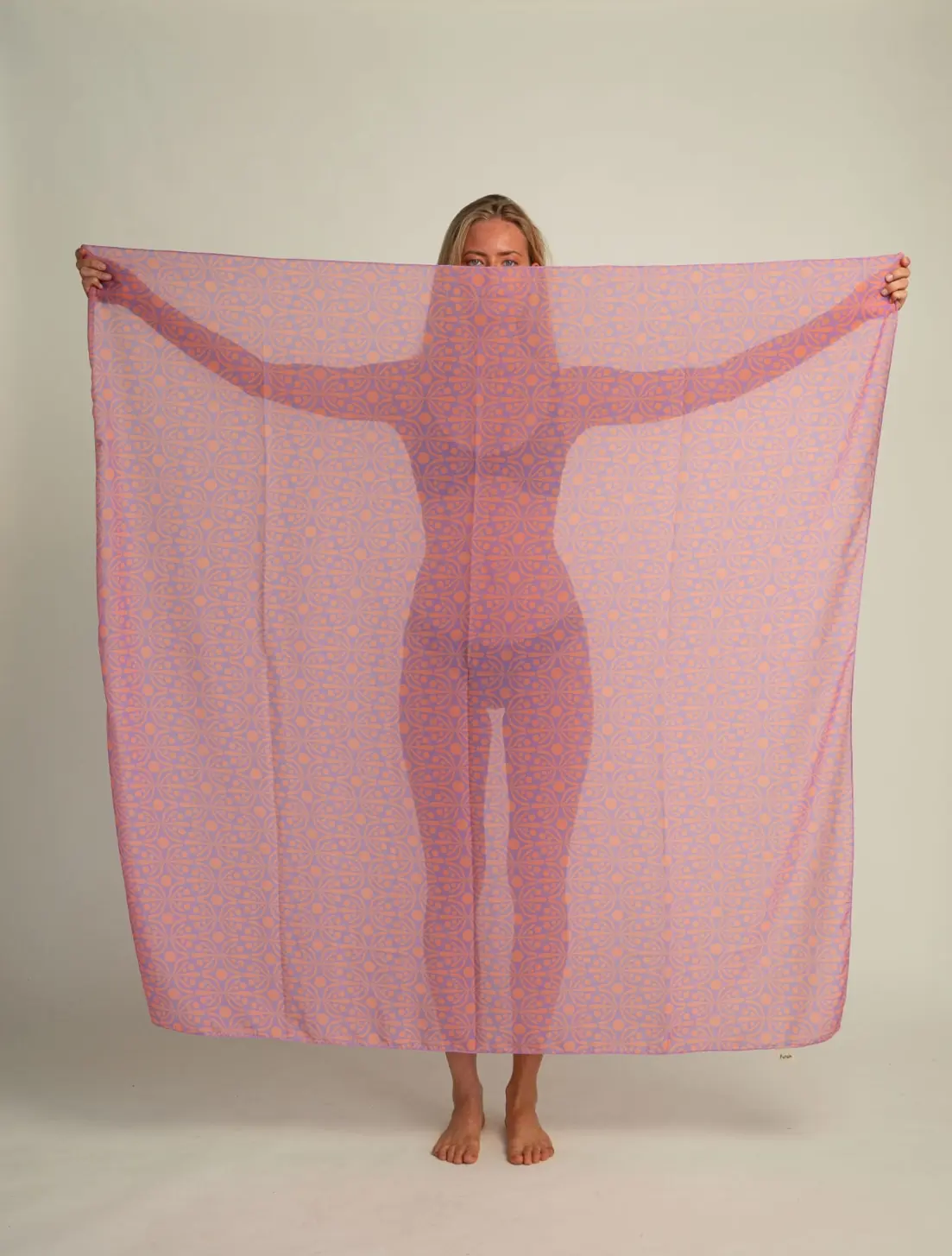 Futah - Flora Mocha & Violeta Pareo (1)